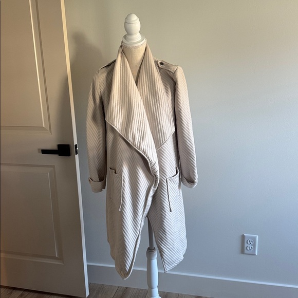 BB Dakota Steve Madden Wing Collar Ottoman Knit Jacket - Picture 2 of 6